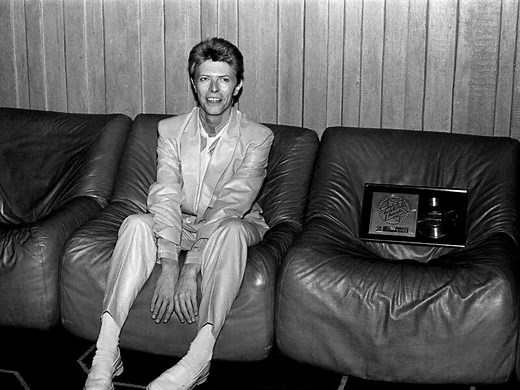 How Roy Bittan ended up on David Bowie's 'TVC-15'