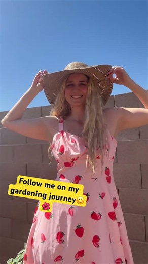 Outside in the yard 🤪🌺