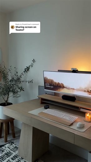 How to Share Multiple Files on Teams with an Ultrawide Monitor