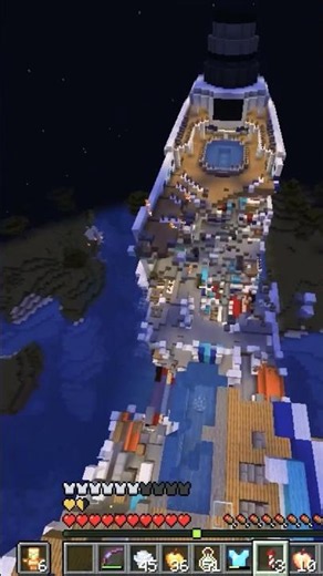 1000 Minecraft creepers inside a giant cruise ship