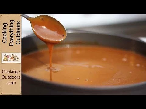 How to make Perfect Holiday Turkey Gravy on the Grill