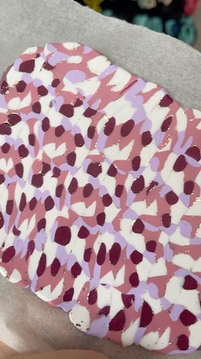 Oh if only my hands could work that fast! Just a simple cane to make some Valentines Earrings with. The foil wasn’t as obvious as I was hoping because I stretched it out a bit far- but I like that it just has a really subtle shimmer to it now. . . #polymerclay #polymerclaycane #polymerclayartist #polymerclayjewellery #polymerclayjewelry #sculpey #fimo #clay @sculpey_official #valentines | The Little Craft House