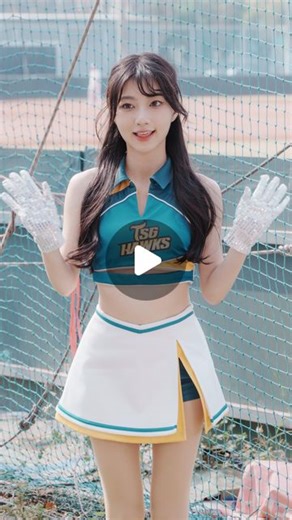 ɪʟɪ 一粒 on Instagram: "大家最近是不是一直被保勝大帝洗腦😼 那就多看一點吧🫶🏻😛"