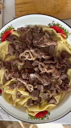 🇰🇿 Traditional Kazakh Beshbarmak | What We Eat in Kazakhstan