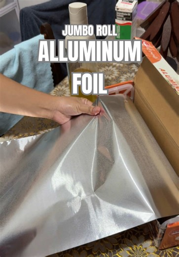 Para sa mga gamitin na gamitin ang Alluminum foil, solid to. Nasa yellowbasket kung san ko nabili! #alluminumfoil #kitchenessentials #foil #foodcover