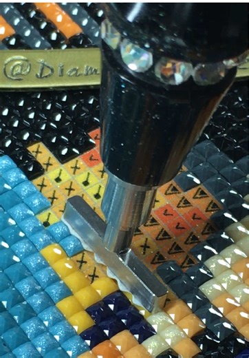 Diamond Painting Techniques for ASMR Enthusiasts