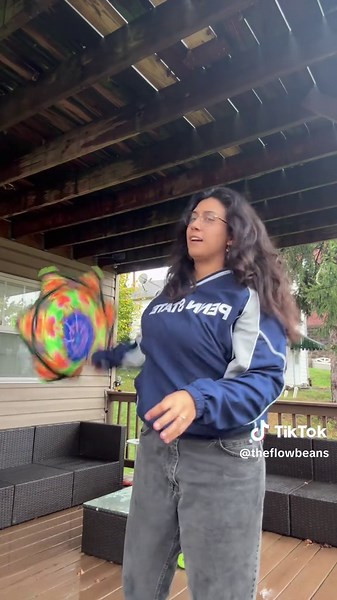 Mastering the Penguin Toss for Flow Art Techniques