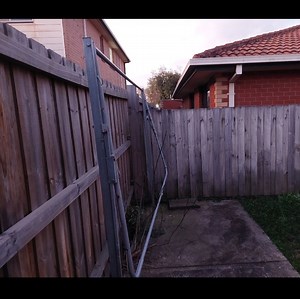 How to install weatherboard fencing?
