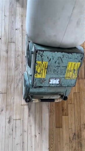 52K views · 443 reactions | We professionally revitalized a nearly 100-year-old parquet floor – partly made of ash, partly unfortunately repaired with unsuitable oak strips. #How #howto #home #HomeDecor #decor #design #flooring #floors #work #working #cabin #cabincrew #house #designer #realestate #realtor #virals #trend #trendingreels #building #logcabin #diy #dreamhome #ideas #parquet #fblifestyle | Johny Since | Facebook