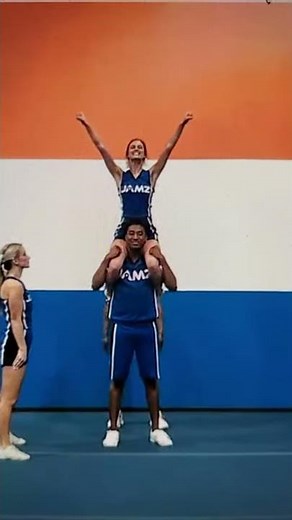Shoulder Sit
