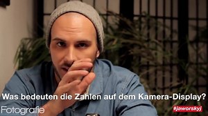Du bist neu in der Fotografie und fragst dich jedes Mal wofür stehen da so viele Zahlen auf deinem Display? - Ich zeige dir was all die Zahlen bedeuten. :) Hier gehts zum kompletten Video: https://www.youtube.com/watch?v=YCTlTxNkf5o | Benjamin Jaworskyj