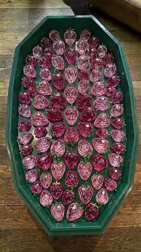 Amazing New Look Table Design
