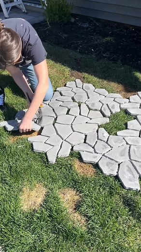 DIY Fire Pit! #diy #diyhome #diyideas #diyprojects #diycrafts #diyhomedecor #doityourself #doityourselfhome #doityourselfproject #crafts #crafting #crafter #craftsman #Craftsmanship #craftsupplies #maker #makerslife #makersmovement #makercommunity #makersgonnamake #makerssupportingmakers #makerspace #makers #handiwork #handwork #handworked | DIY Huntress