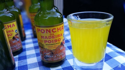 Leckere Erfrischung auf Madeira: Der Poncha!