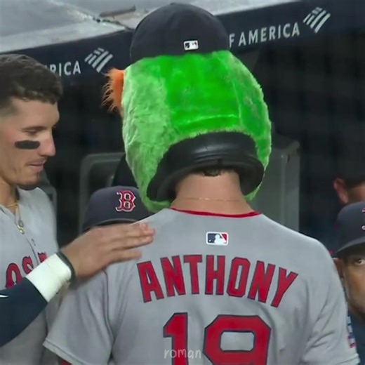 why would they ever do that 😭✌️ #romananthony #redsox #mlb #baseballedit #fyp