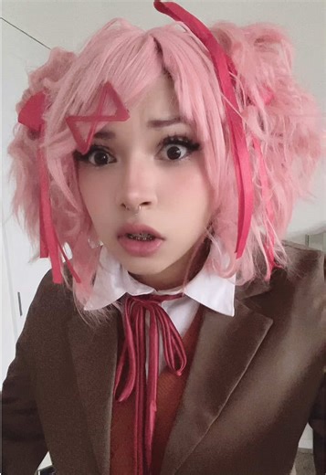 KATSUKI BAKUGO VS NATSUKI (natsuki won duh) #natsuki #natsukiddlc #ddlc #dokidokilitteratureclub #rapbattle