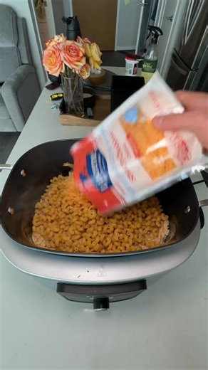 73K views · 860 reactions | Crack Chicken Pasta (6 servings) Macros...