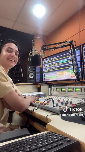 Bastidores da Locução: Expectativas e Realidade