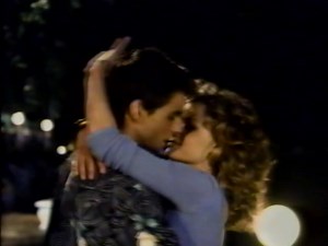 Opening To Beaches 1989 VHS : Touchstone Home Video : Free Download, Borrow, and Streaming : Internet Archive