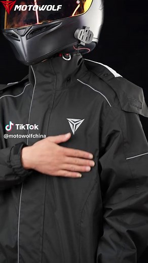 MOTOWOLF Newest waterproof raincoat RC4. #motowolf #raincoat #waterproofraincoat #motorcycle #motorbikegear