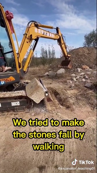 Removing Stuck Rock from Excavator: Techniques and Tips