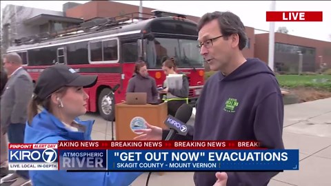 Video: "Get out now" evacuations in Skagit County