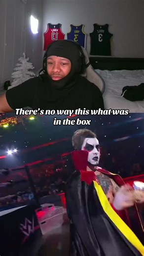 There’s no way this what was in the box #blixyz #wwe #dracula #eliminationchamber #mysterybox