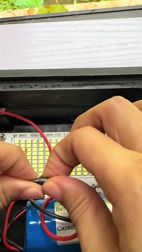 How to Repair Solar Light and Replace Battery