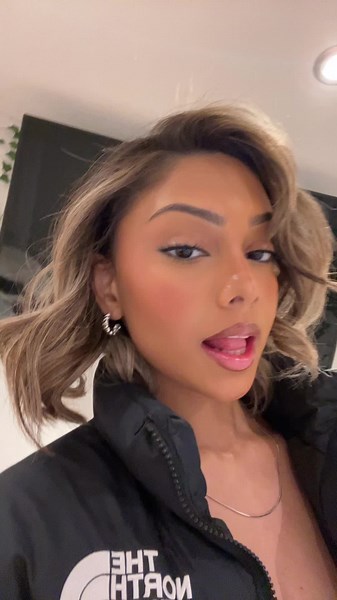 anaelle.b (@anaelle.b)’s videos with your 22 sped up Jayo - B T E Z