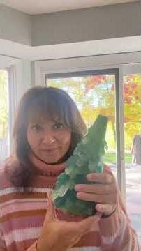 How to Make Grinchmas Sea Glass Tree #crafts #seaglasstree #seaglass-tree- #makingchristmas