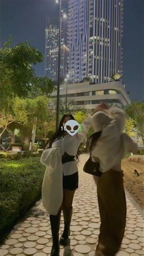 avee_player 👽 anime friends girls