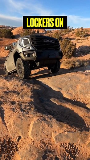 Do Locking Diffs Really Make A Difference? GMC Sierra 1500 AT4X AEV Edition Locker Test #reels #Sierra1500 #trucktechnology #offroading | TFL Studios