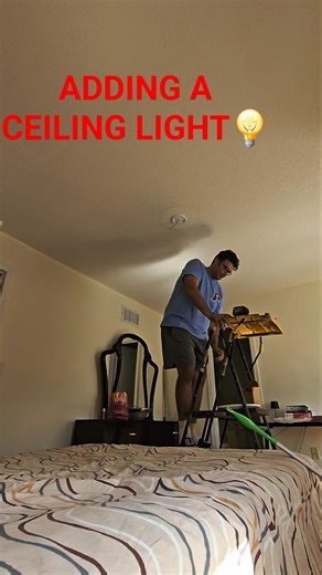 FLUSH MOUNT CEILING LIGHT 💡