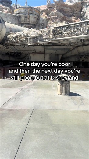 Galaxy’s edge #disneyland #disneyparks #anehimcaliforna | disneyland
