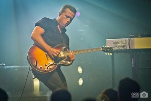 Jason Isbell’s First Solo Album 'Sirens of the Ditch' Reissued and Expanded with Four New Songs (ALBUM REVIEW) - Glide Magazine