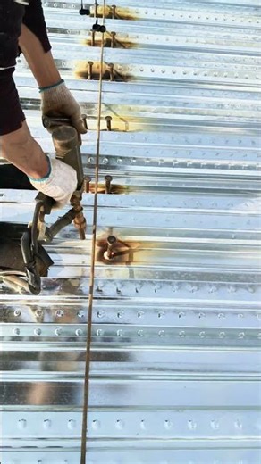 No Drilling, No Screws — High-Speed Stud Welding on Metal Roofing ⚡