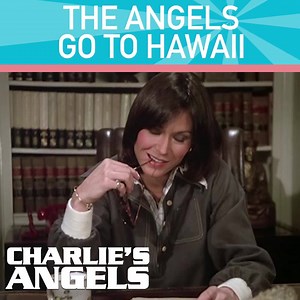 The Angels (Farrah Fawcett, Jaclyn Smith, & Kate Jackson) have to go undercover on a cruise ship to Hawaii, but will they bring Bosley (David Doyle) with them? From Season 1 Episode 21 'Angels At Sea' - The Angels and Bosley work together on a case involving a series of supposed accidental deaths taking place aboard a luxury cruise ship. Watch More of Charlie's Angels on YouTube: https://bit.ly/32JYavc Subscribe: www.youtube.com/classictvrewind Available on Prime Video: https://www.amazon.com/Ch