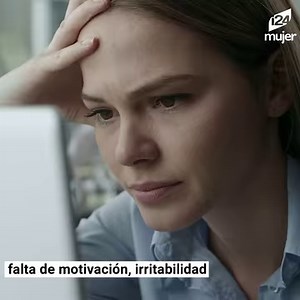 ¿Sabes lo que es el agotamiento emocional? Es la consecuencia de ser siempre fuerte. Quienes entregan mucho a veces reciben muy poco #Emociones #Agotamiento #Estabilidad #Afecto #AgotamientoEmocional #I24Mujer | EsTrending Mujer