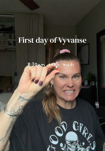 First day of taking Vyvanse with my times.. fully crashed out but trying for day 4 tomorrow #vyvanse #adhd #gradschool