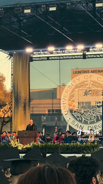 Creative Graduation Video Ideas to Capture Your Memories