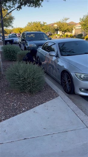 Cop takes down person vandalizing cars 👀 | Hot Cop