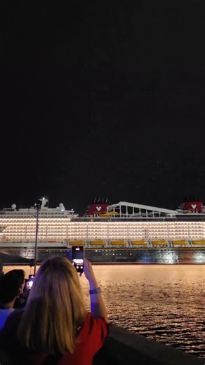 A Star 🌟 Is Born!! Disney Cruise Line welcomed its newest family member tonight!! The Disney Destiny was christened in style with a drone and projection show and, of course, plenty of champagne 🥂!! What heroes and villains do you hope to meet on your Destiny cruise 🚢? Let us know in the comments below!! #disneycruise #disneycruiseline #disneydestiny #shipchristening #droneshow | WDW News Today