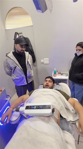 Blom Mac on Instagram: "Advanced Cryo treatment for visible inch loss and body contouring."