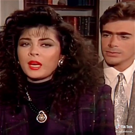 Simplemente María: La icónica novela de Victoria Ruffo