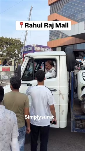 Simply Surat | Locals protest against non-actions on four wheelers and overloading tow vehicles , video go viral on social media. #traffic | Instagram