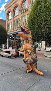 Wicked Victoria is this Sunday! Grab your family, don your costumes, and come down to Government Street and Bastion Square for some spooky fun! While you’re downtown, explore Treat Street! Businesses across downtown are offering treats for you and your crew. Head to the link in our bio for the map. 📅 Sunday, October 26 | 10:30AM–3:30PM #shoplocal #downtownvictoriabc #supportlocal #victoriabc #downtownvictoria | Downtown Victoria Business Association