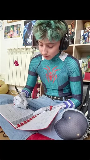 #dekucosplay #spiderdeku #multiverse