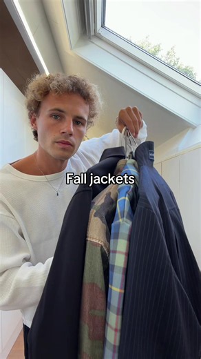 Cool Fall Jackets: Stylish Lightweight & Layering Picks