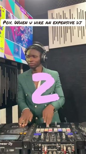 This dj intro 🔥🔥🔥 #dj #helpmemakethismakesense