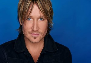 Keith Urban Invites Fan on Stage— Gets Blown Away [Video]